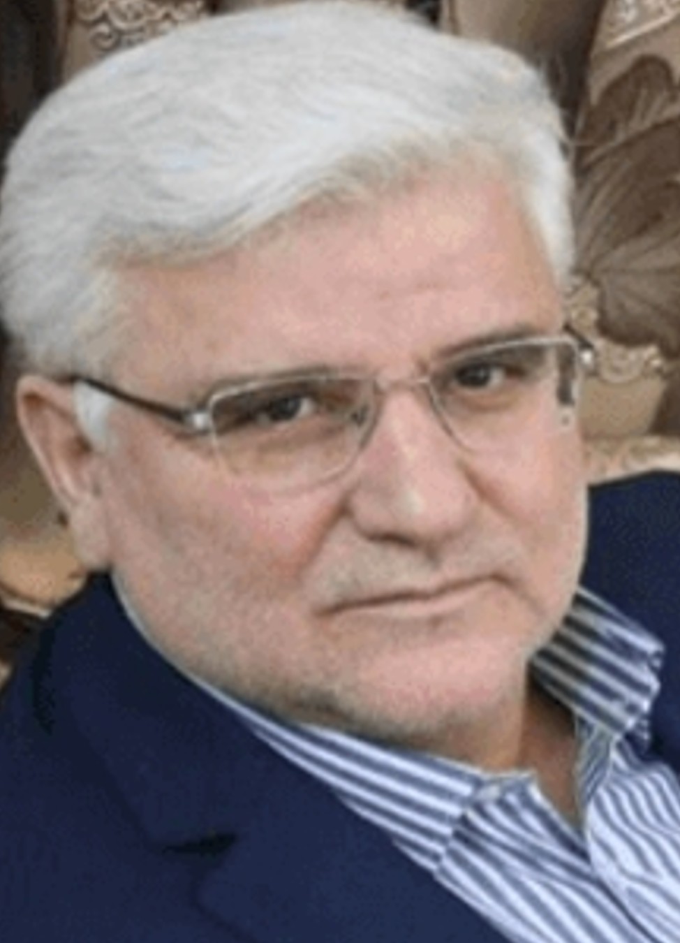 دکتر احمد ورزش کار